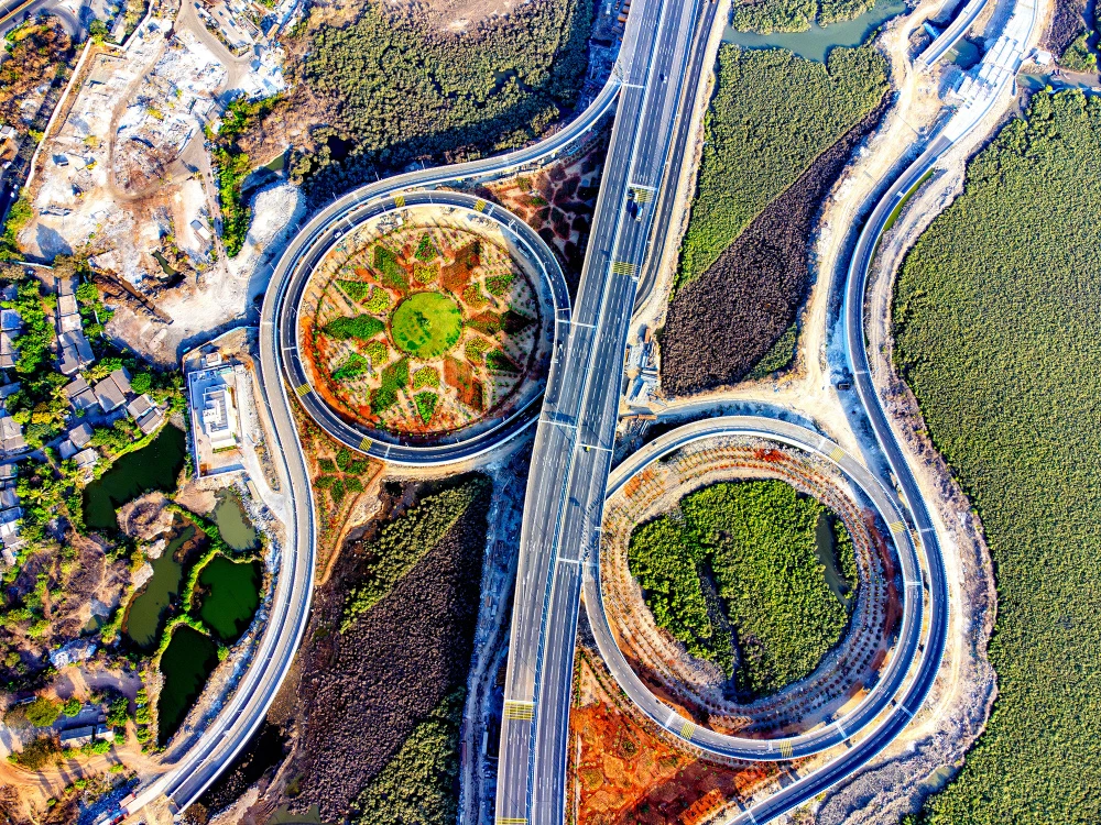 Two circular roads, nature